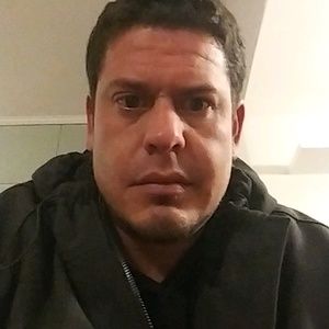 Meet your Posher, Cesar